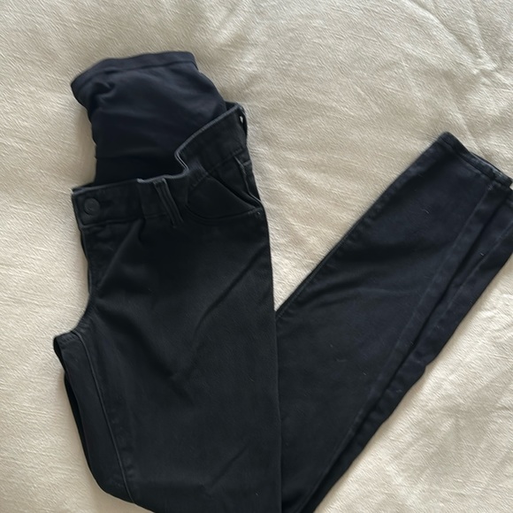 Old Navy Black Maternity Jeans - Picture 1 of 3